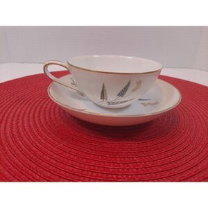 Noritake Joy With Triangular Leaves Tea Cup and Saucer Set, Japan‎ 227